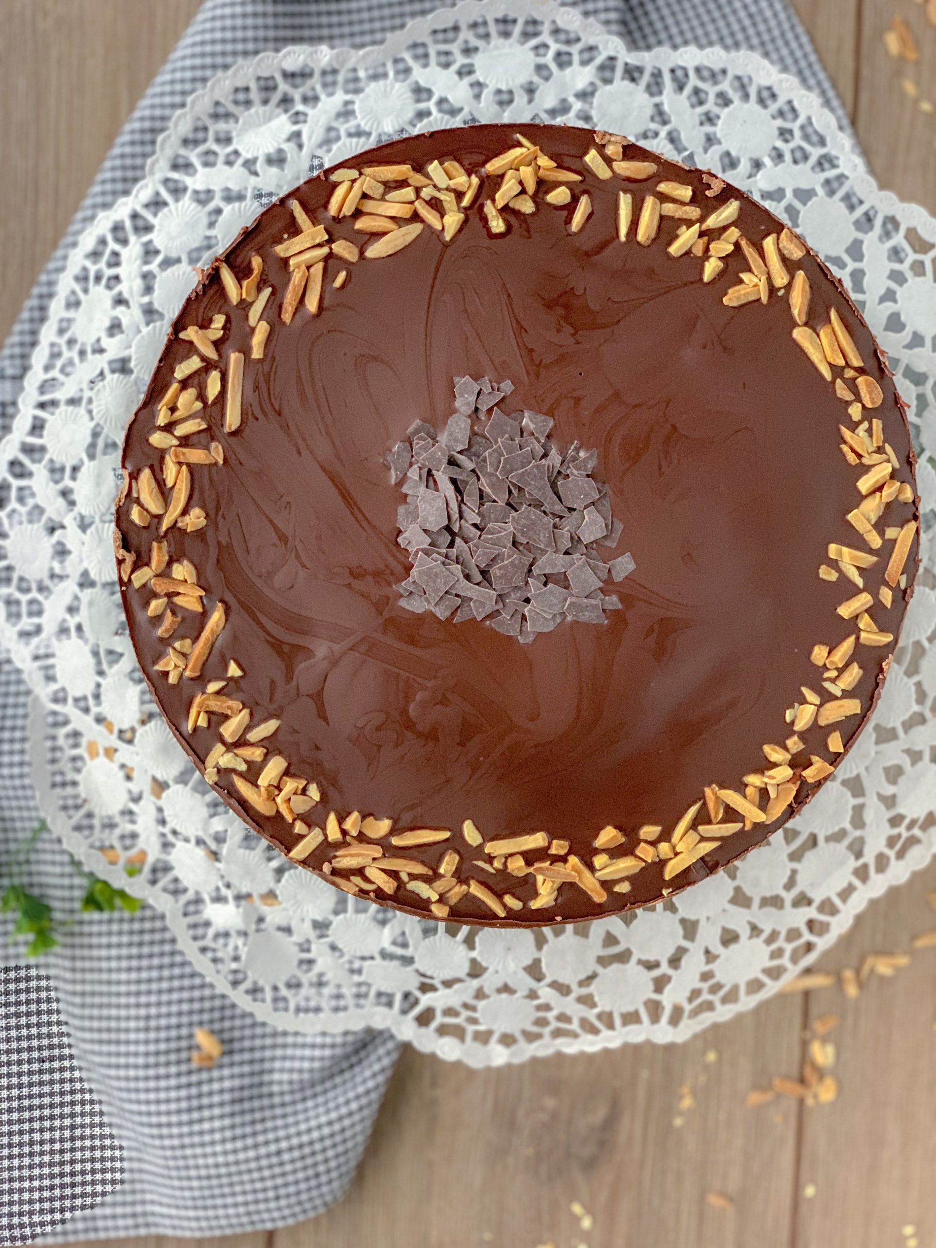 Mousse au chocolat Torte - SaltSugarLove